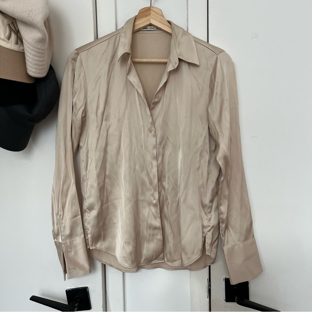Abercrombie Gold Satin Shirt, XXS